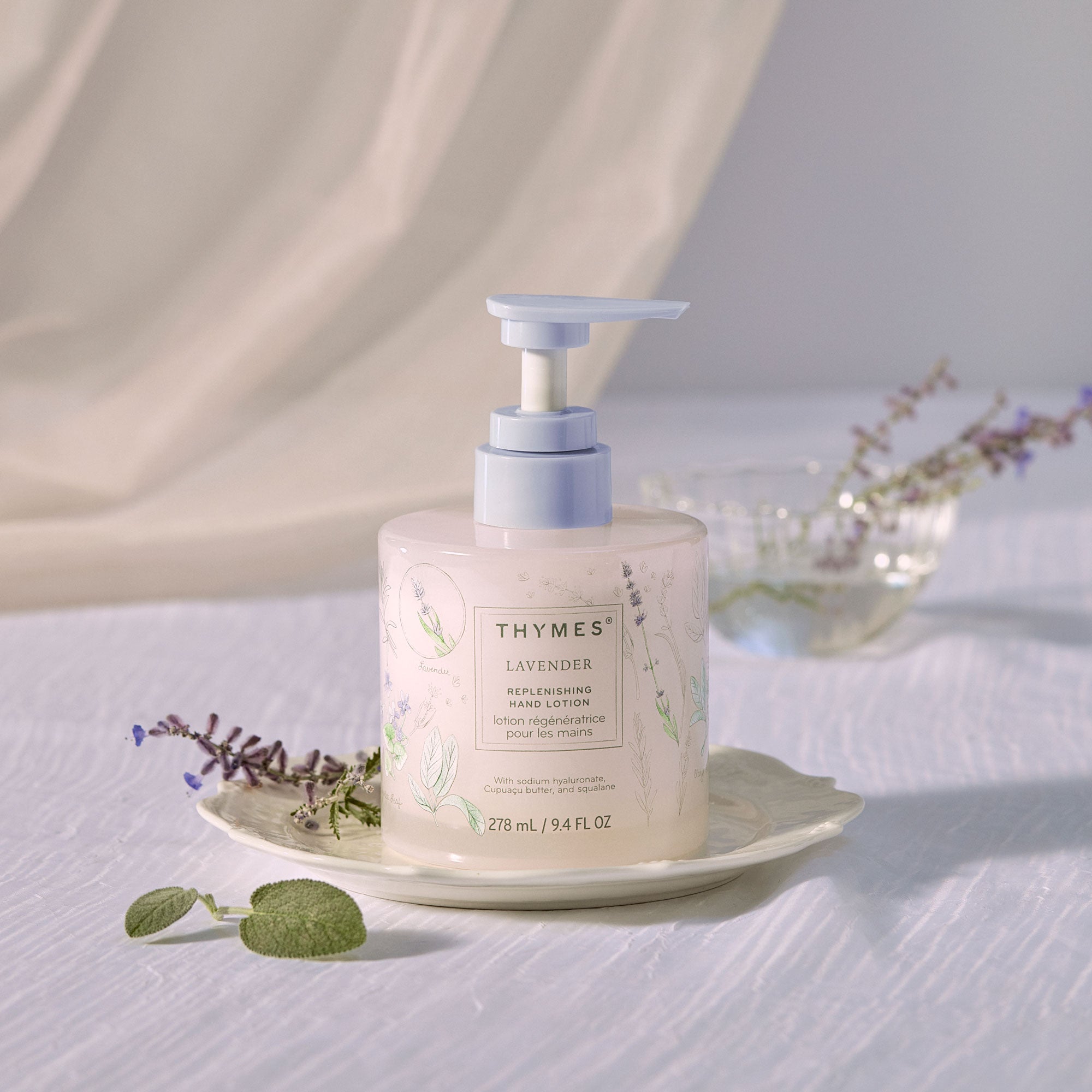 AMZ-Lav-Hand-Lotion-2000x2000-2.jpg