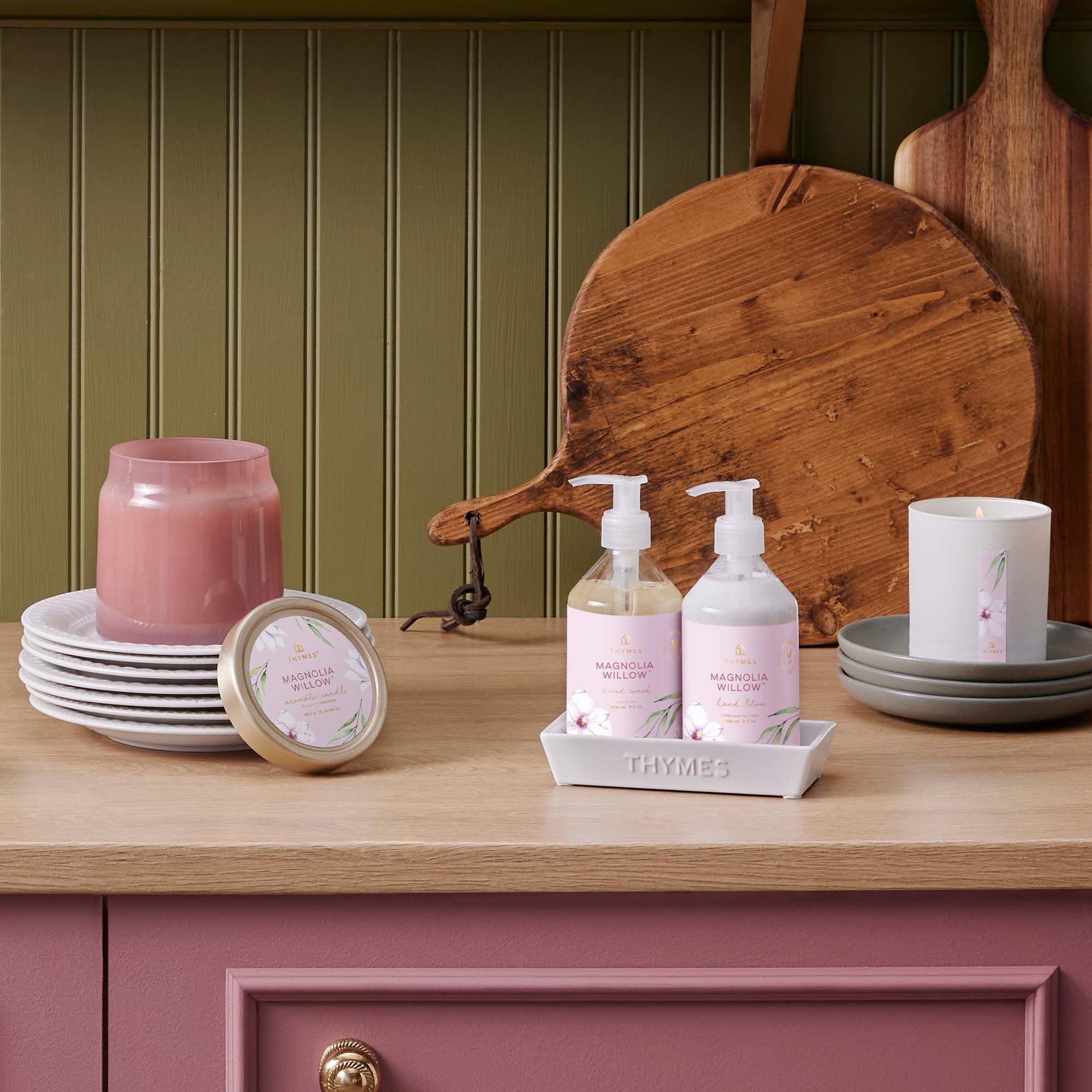 Thymes-MGw-Statement_20Candle-Web_20Alt_20Image-2.jpg