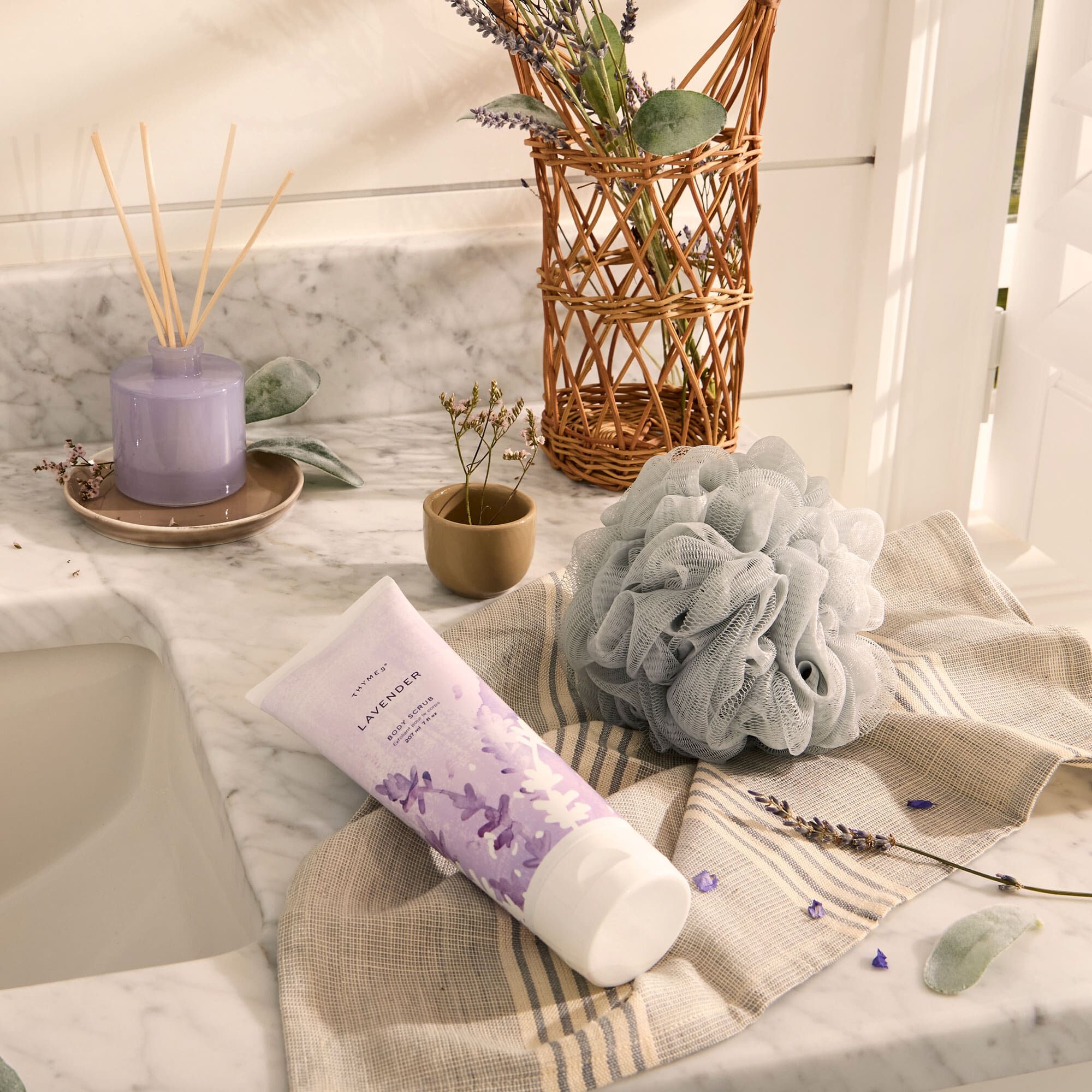 lavender-body-scrub-and-petite-diffuser.jpg