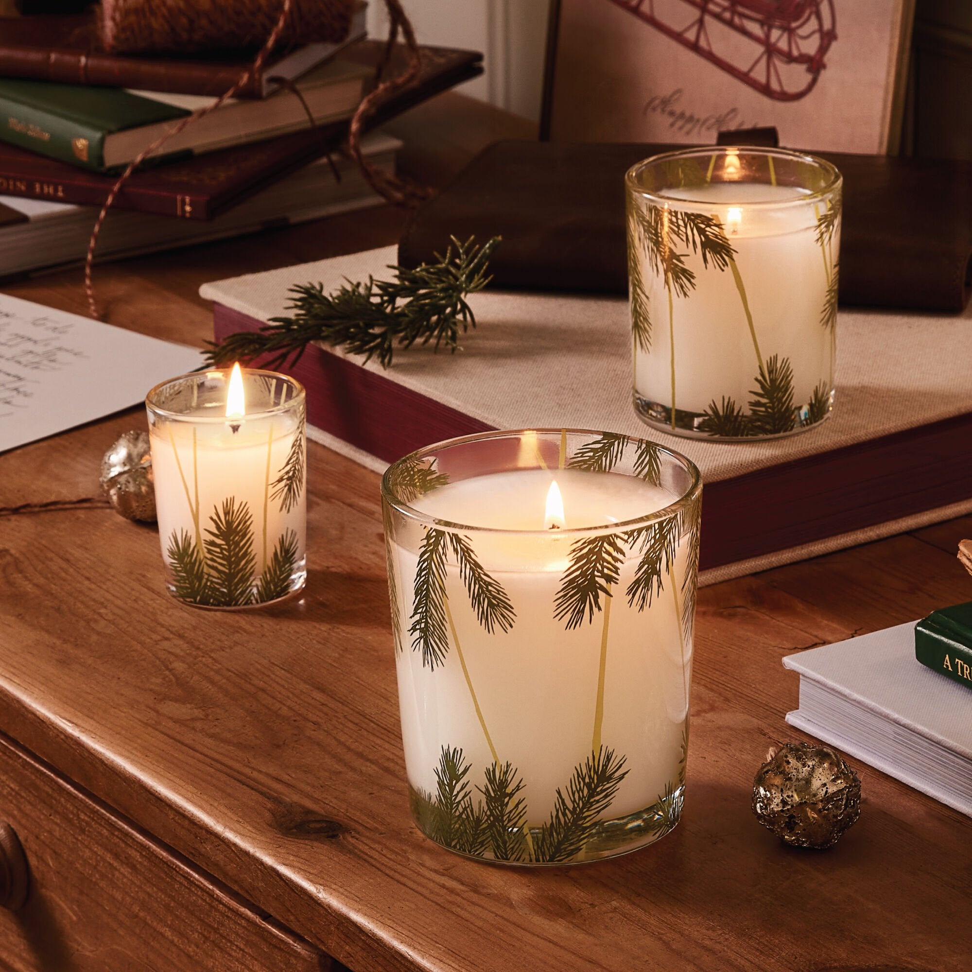 thymes-holiday-2024-heritage-13-web-alt-2.jpg